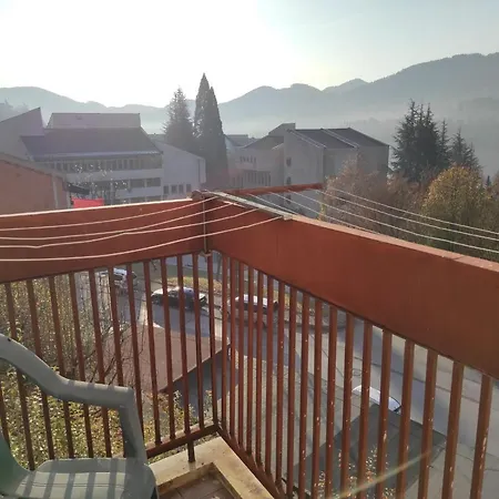 слънчев с прекрасна гледка, паркинг. Apartmán *