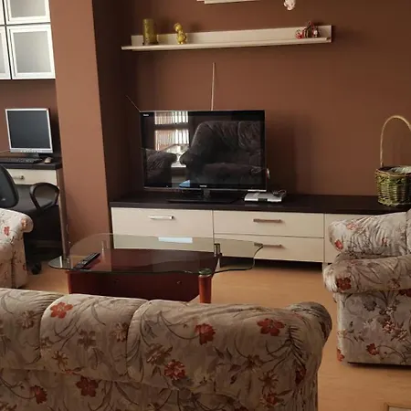 слънчев с прекрасна гледка, паркинг. スモーリャン