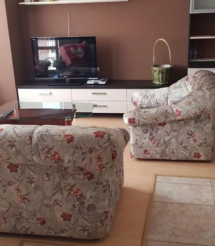 Apartament слънчев с прекрасна гледка, паркинг. Smolan